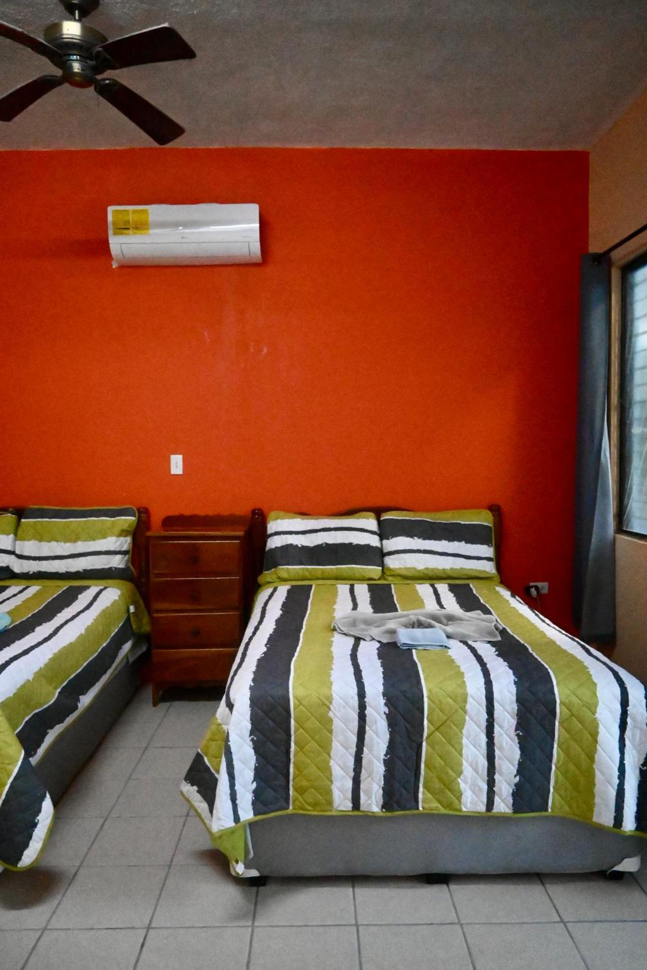 Anchorage Beach Resort เคย์คอล์กเกอร์ ภายนอก รูปภาพ
