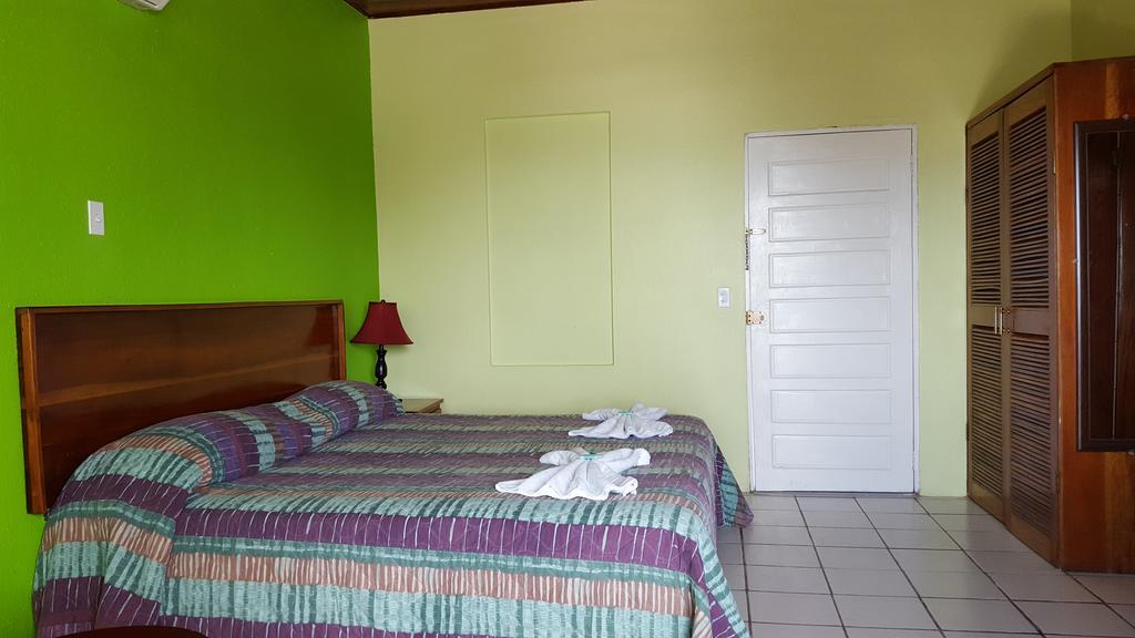 Anchorage Beach Resort เคย์คอล์กเกอร์ ภายนอก รูปภาพ